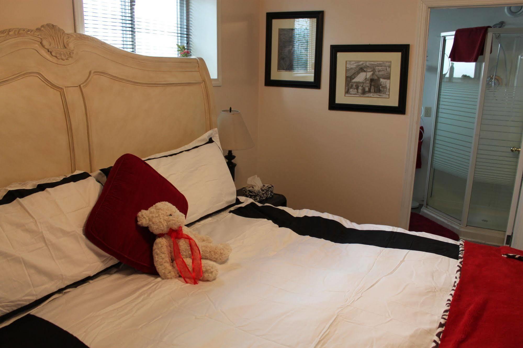 Casey'S Bed & Breakfast Whitehorse Esterno foto