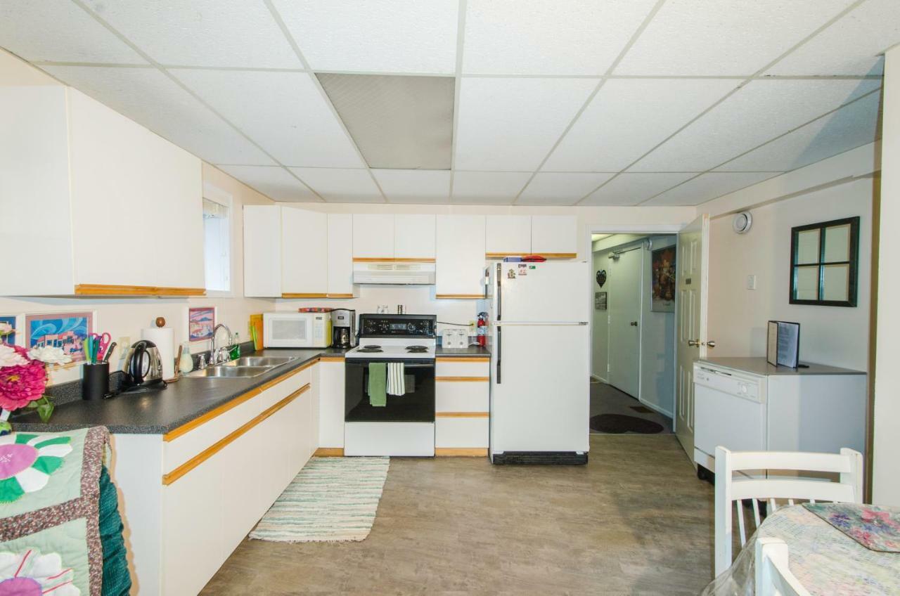 Casey'S Bed & Breakfast Whitehorse Esterno foto